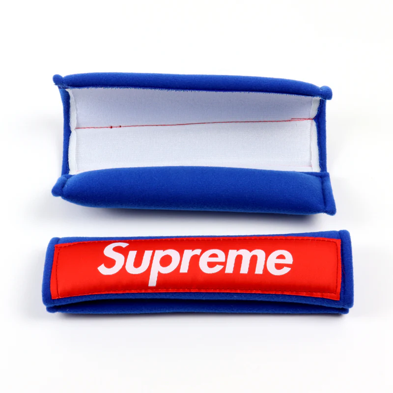 Supreme3M Red / Blue Seat Belt Cover Embroidered Logo 2 pcs - Image 2